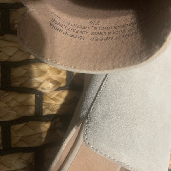 Seychelles Women’s Between Us Suede Sand/Gray Mule Loafers Size 7.5/Mules - Picture 10 of 10